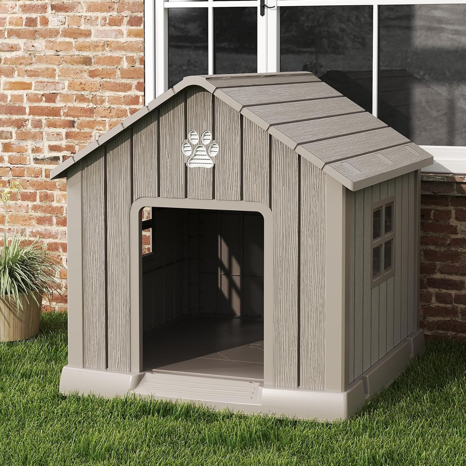 Easy Assembly Dog House For Backyard Patio
